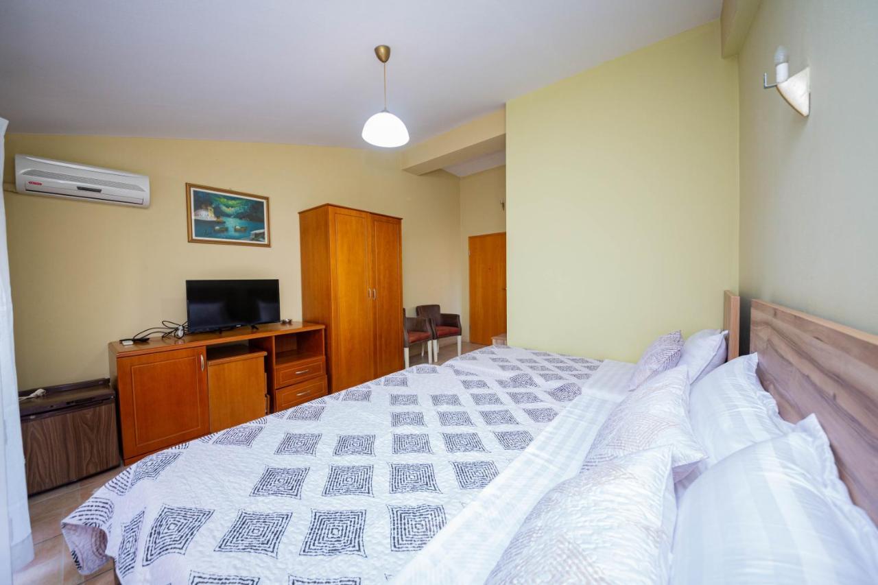 דורס Galante Hotel מראה חיצוני תמונה