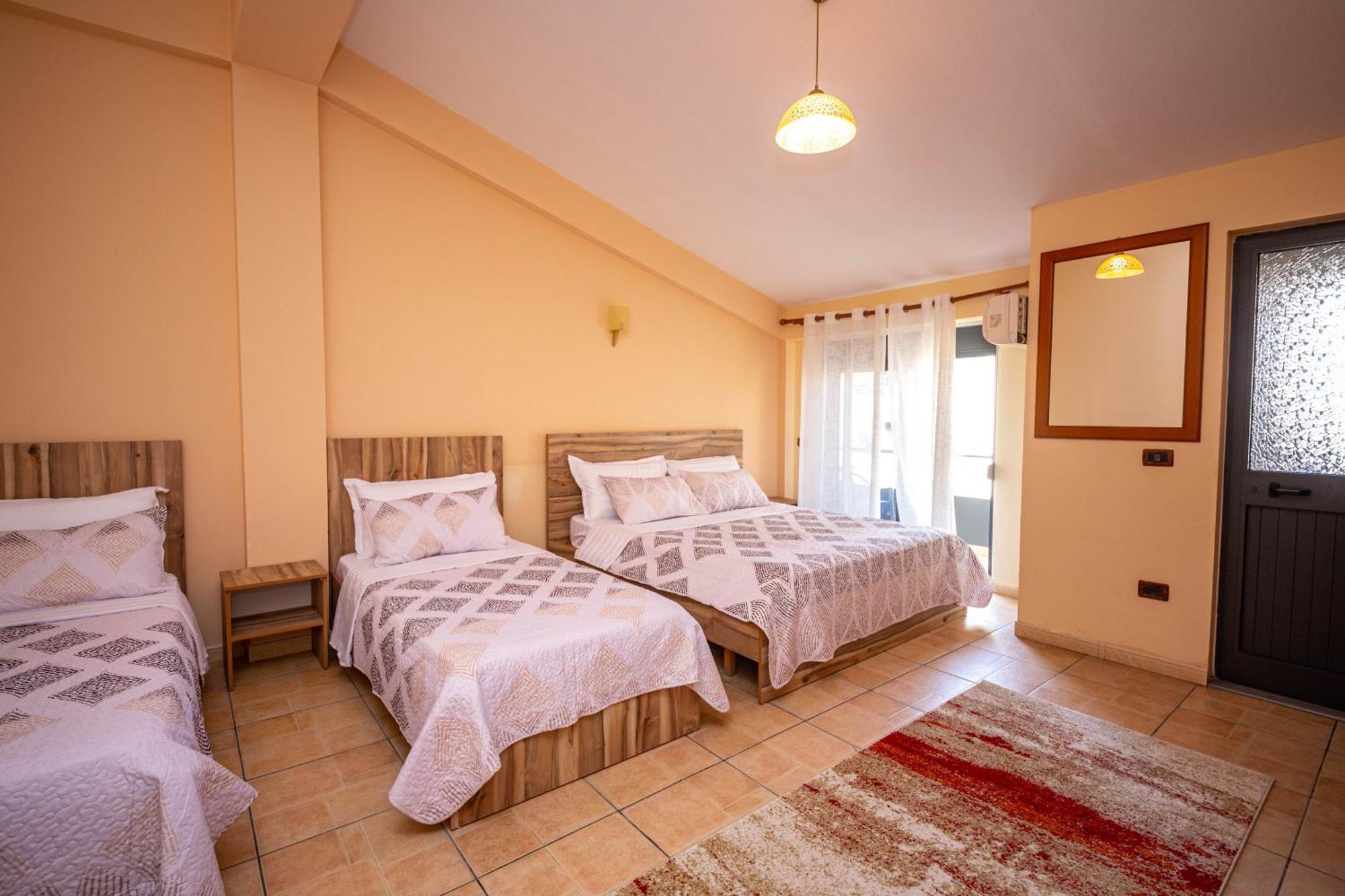 דורס Galante Hotel מראה חיצוני תמונה