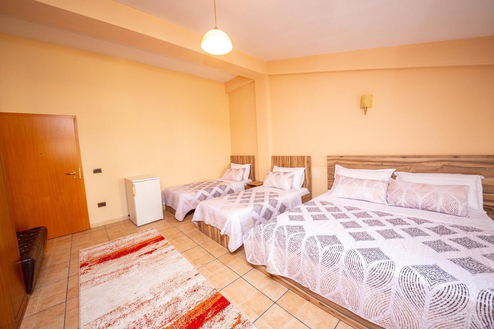 דורס Galante Hotel מראה חיצוני תמונה
